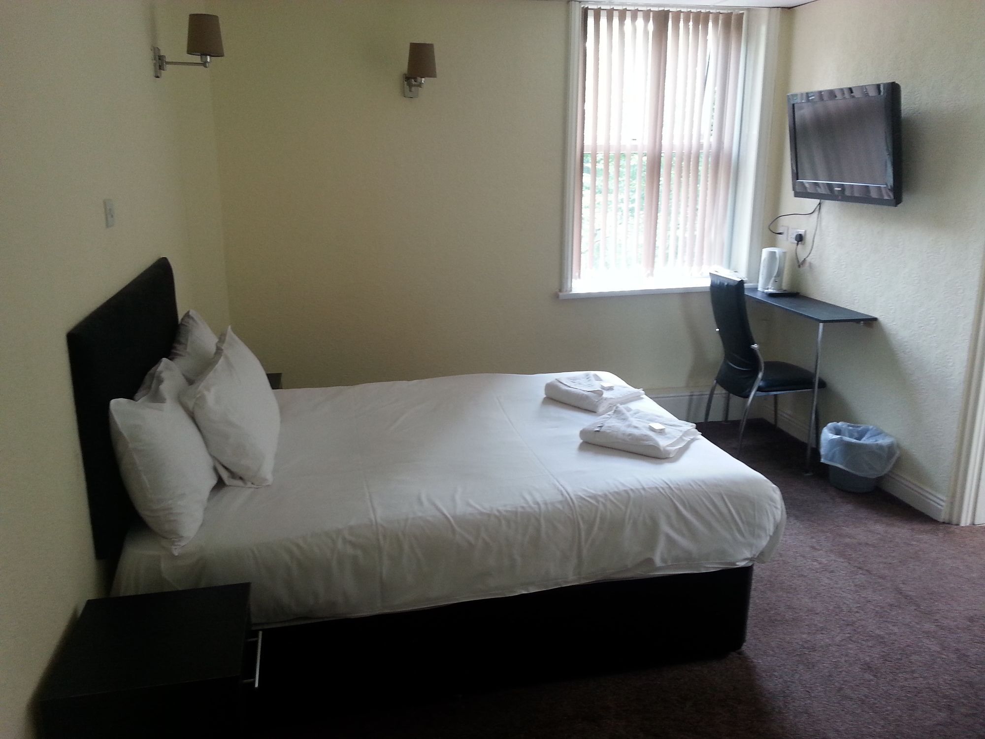 Hotel The Park 2*